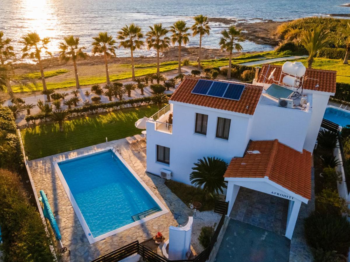 Platzia Beach Villas Paphos Exterior photo